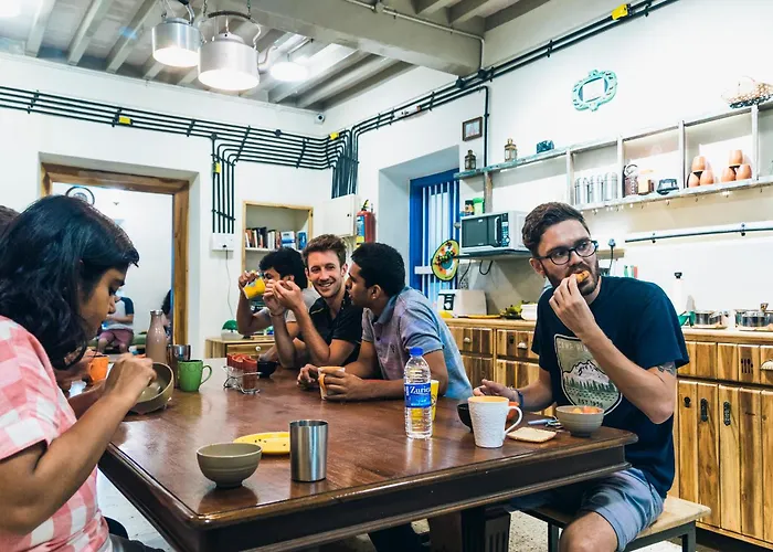 Horn Ok PleaseHostel